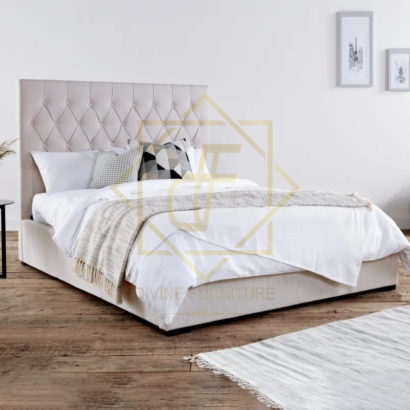 Savoy Buttoned Headboard Upholstered Bed