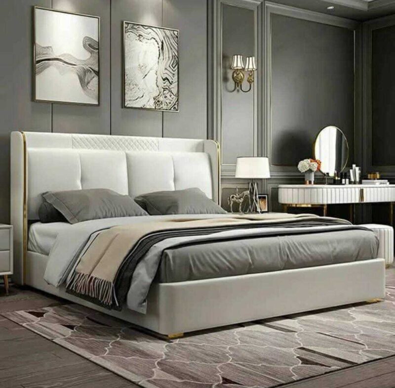 Luxury Upholstered King Bed with Padded Headboard