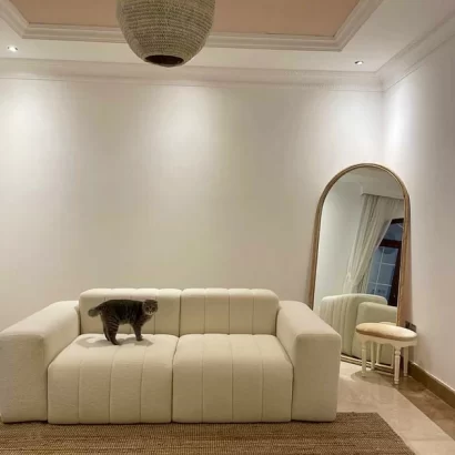 Kleivo Modern Bouclé 2-Seater Sofa